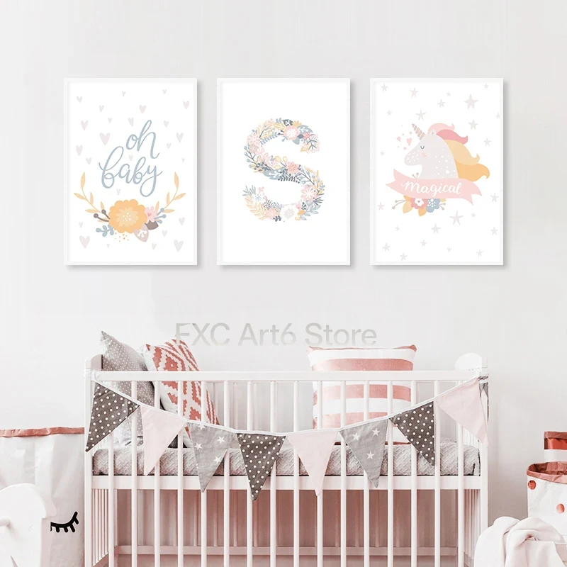 Baby Nursery Letters - ภาพพิมพ์บนผ้าใบลายดอกไม้ ตัวอักษร ยูนิคอร์น แบบไม่มีกรอบ 1 ชิ้น