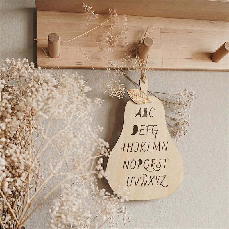 Baby Nursery Letters - ของตกแต่งผนังไม้สไตล์นอร์ดิก ตัวอักษรภาษาอังกฤษ 26 ตัว รูปทรงลูกแพร์ แอปเปิ้ล